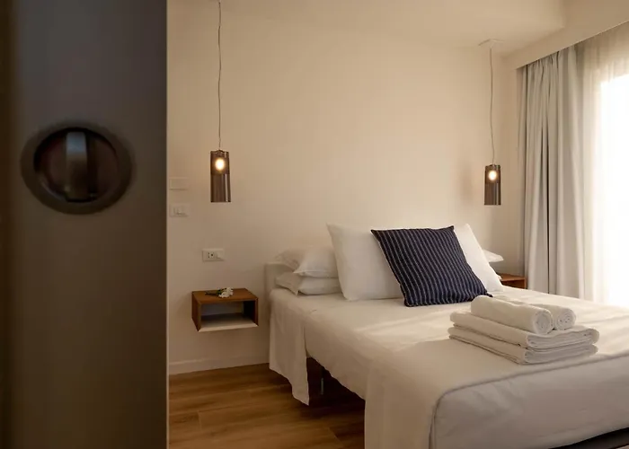 La Sirena Giardini-Naxos