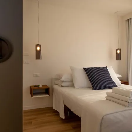 La Sirena Джардини-Наксос