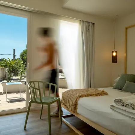 La Sirena Guest house 4*