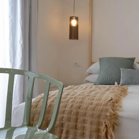 La Sirena جيارديني ناكسوس